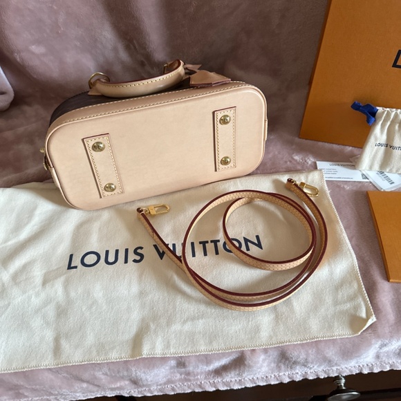 Louis Vuitton Alma bb - Picture 2 of 4